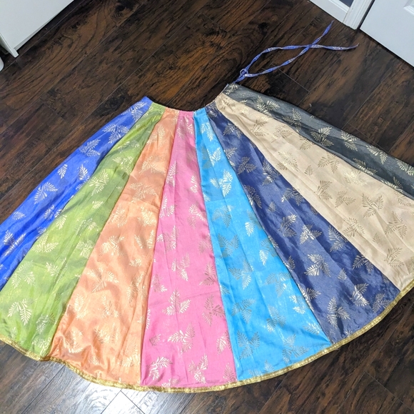 Beautiful multicolored indian lehenga - Picture 3 of 4